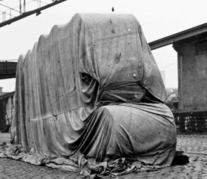 2 Dockside Packages, Christo  1961